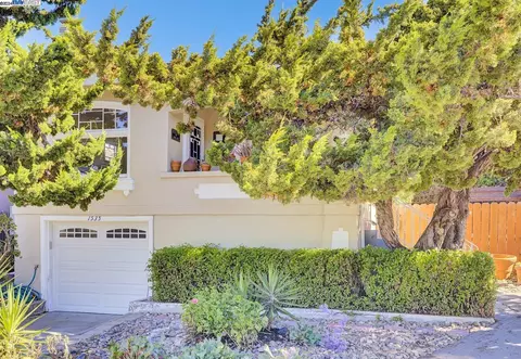 1535 Pacheco Blvd, Martinez, CA 94553 photo 1
