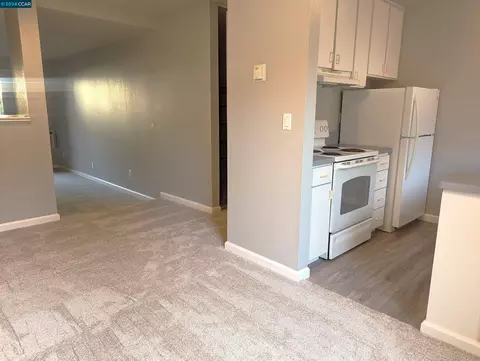3055 Treat Blvd #15, Concord, CA 94518