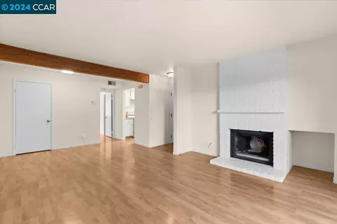 2055 Sierra Rd #19, Concord, CA 94518