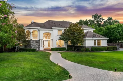 310 Kimberwicke Ct, Alamo, CA 94507