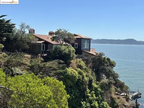 642 Cypress Pt Rd, Richmond, CA 94801