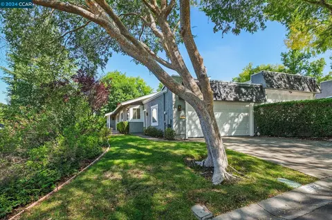 1102 Glengarry Ln, Walnut Creek, CA 94596