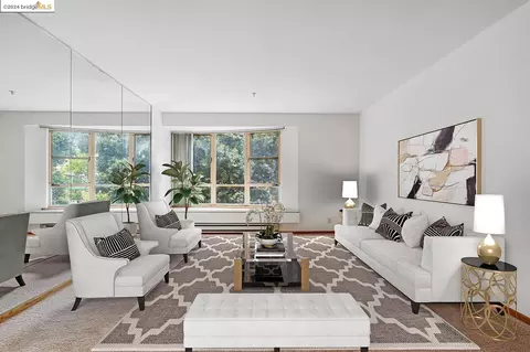 763 Franklin St #218, Oakland, CA 94607