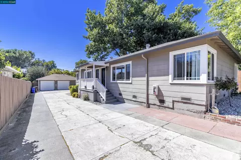 131 Davis Ave, Napa, CA 94559 photo 1