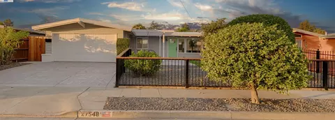 27548 La Porte Ave, Hayward, CA 94545