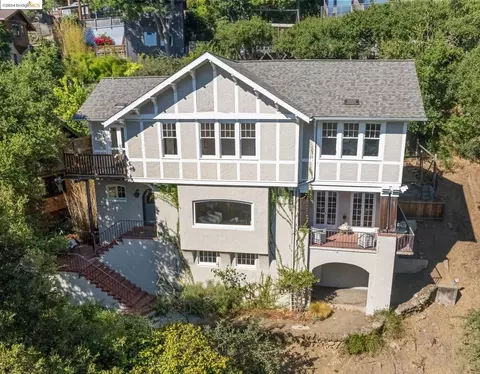 23 Hillside Ct, Berkeley, CA 94704 photo 1
