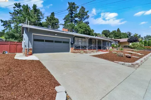 4701 Dunkirk Ave, Oakland, CA 94605