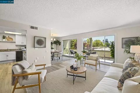 2101 Pine Knoll Dr #6, Walnut Creek, CA 94595