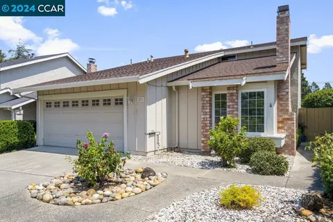 221 Riverwood Cir, Martinez, CA 94553
