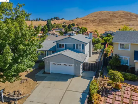 250 Beechnut Dr, Hercules, CA 94547 photo 1