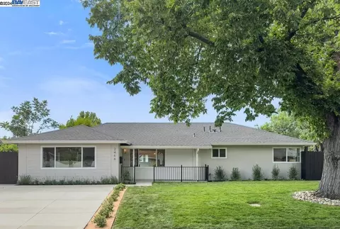 2466 Geraldine Dr, Pleasant Hill, CA 94523