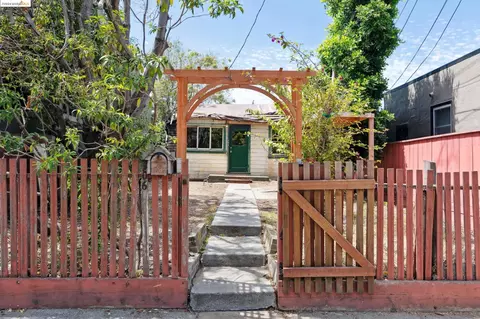 906 Adams St, Albany, CA 94706