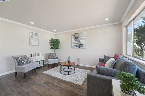 33411 9th St, Union City, CA 94587