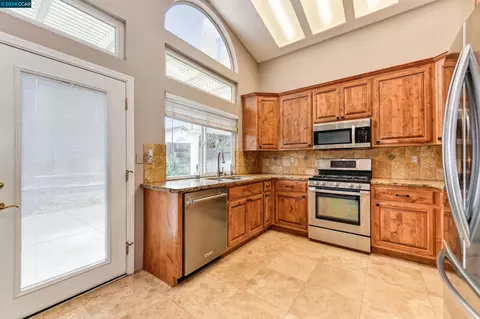 3520 Alder Canyon Way, Antelope, CA 95843