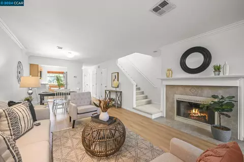 1300 Walden Rd #222, Walnut Creek, CA 94597