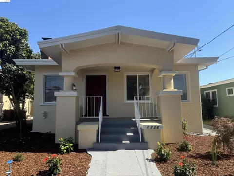 1326 Blake St, Berkeley, CA 94702 photo 1