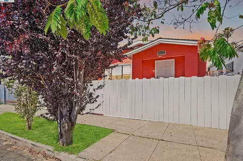 2815 Octavia St, Oakland, CA 94619