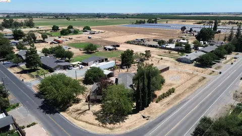 17222 N Jack Tone Rd, Lodi, CA 95240 photo 1