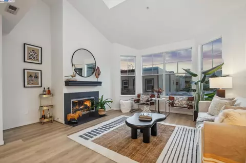 342 Hayes St #L, San Francisco, CA 94102
