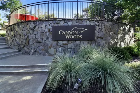 410 Canyon Woods Pl #E, San Ramon, CA 94582
