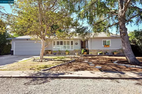 3998 Chestnut Ave, Concord, CA 94519 photo 1