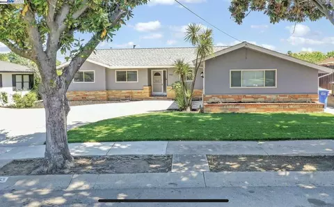 3963 Brookside Dr, Pittsburg, CA 94565 photo 1