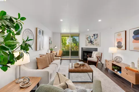 349 Philip Dr #103, Daly City, CA 94015