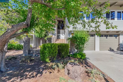 1422 Via Loma, Walnut Creek, CA 94598
