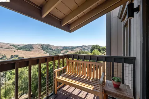 406 Vista Heights Rd, El Cerrito, CA 94530
