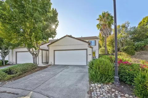 9 Crag Ct, Hercules, CA 94547 photo 1