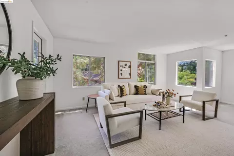 535 Pierce St #3202, Albany, CA 94706
