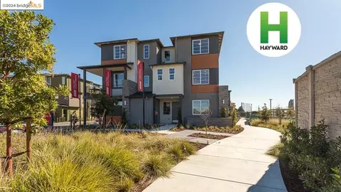 414 Trace Ln, Hayward, CA 94544 photo 1