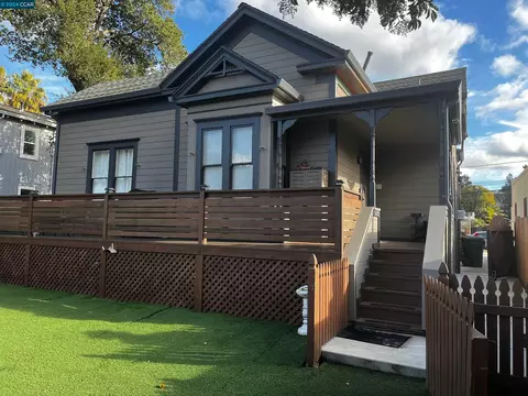 423 Allen St, Martinez, CA 94553 photo 1