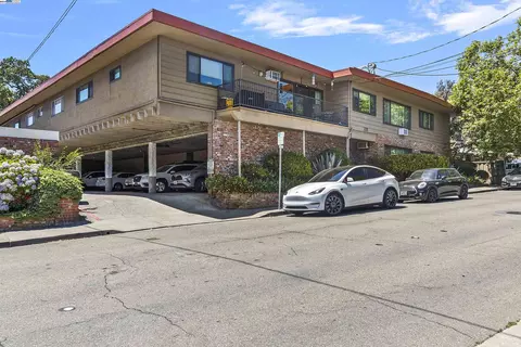 1011 Brown Ave, Lafayette, CA 94549