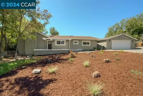 201 Livorna Heights Rd, Alamo, CA 94507