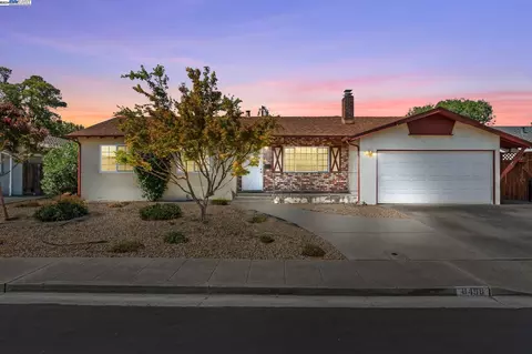 8498 Newry Pl, Dublin, CA 94568 photo 1