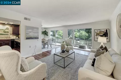 1441 Oakmont Dr #2, Walnut Creek, CA 94595