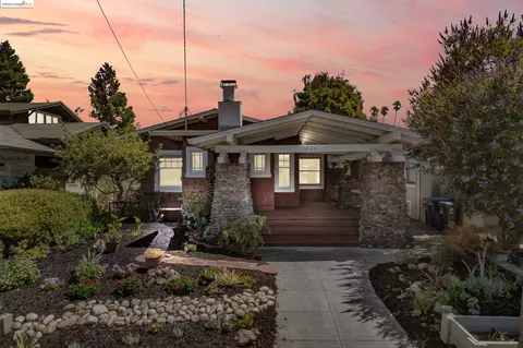 1356 Burbank St, Alameda, CA 94501 photo 1