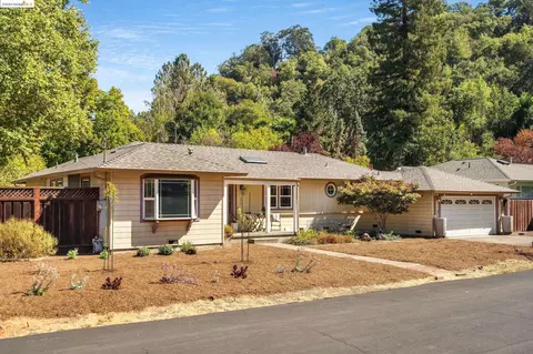 200 King Dr, Walnut Creek, CA 94595