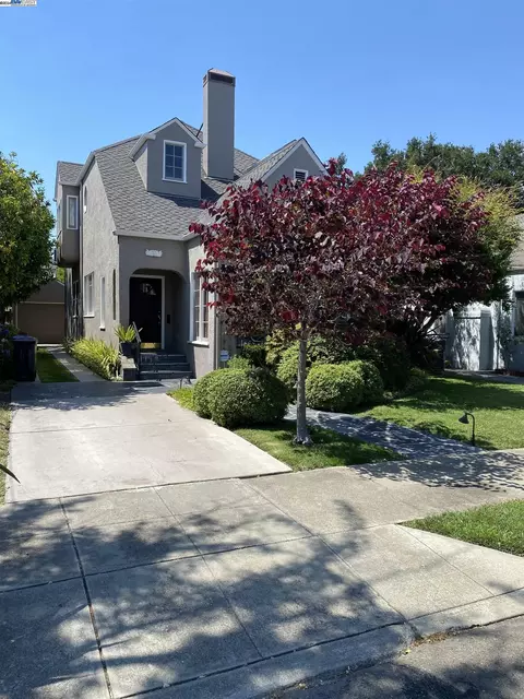 1705 Versailles Ave, Alameda, CA 94501 photo 1