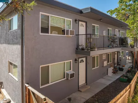 1409 Berrellesa St, Martinez, CA 94553 photo 1