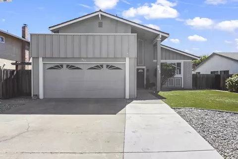 845 Hazel St, Livermore, CA 94550 photo 1