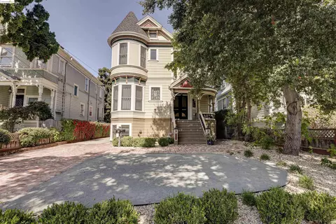 1207 Union St, Alameda, CA 94501 photo 1