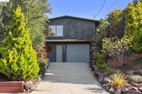 621 Beloit Ave, Kensington, CA 94708 photo 1