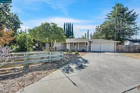 3920 El Campo Ct, Concord, CA 94519 photo 1