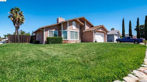 1770 Gateway Dr, Oakley, CA 94561 photo 1
