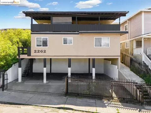2262 Courtland Ave, Oakland, CA 94601