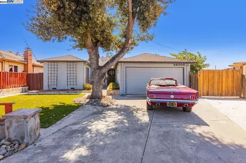 36705 Birch St, Newark, CA 94560 photo 1