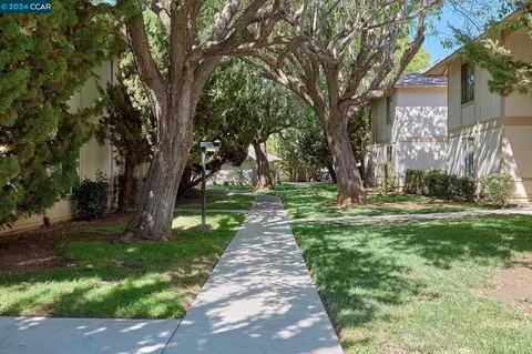4260 Clayton Rd #37, Concord, CA 94521