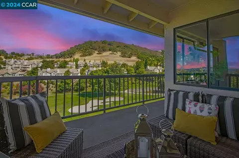 4521 Terra Granada Dr #1B, Walnut Creek, CA 94595